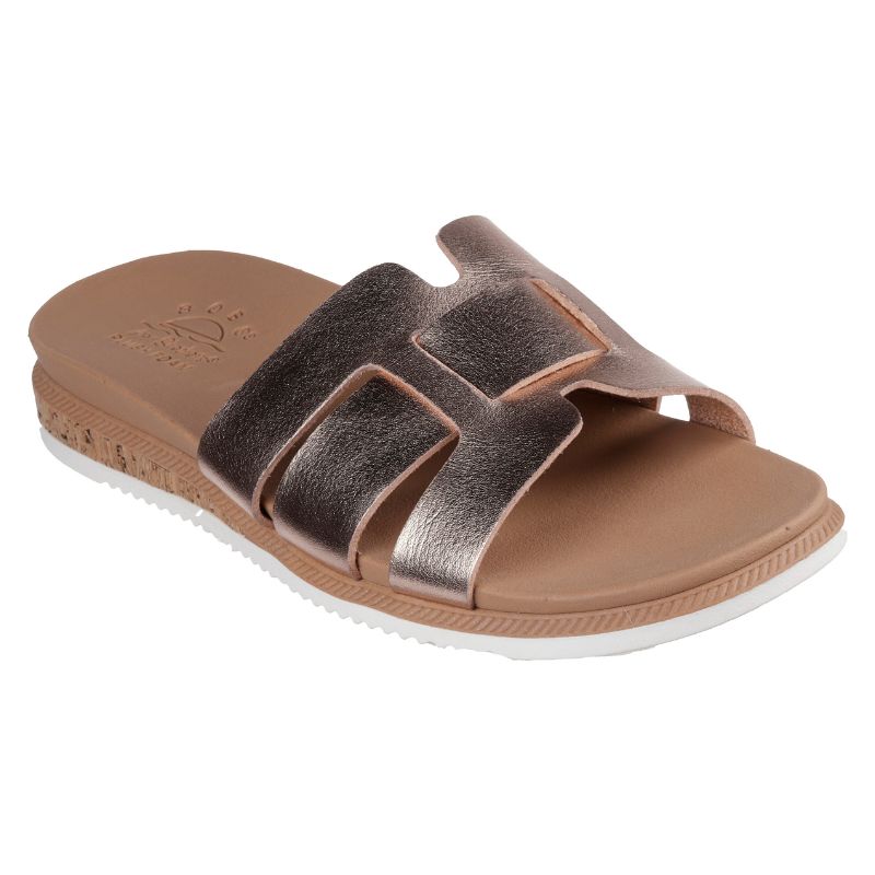 Womens Desert Kiss Low Peak Look