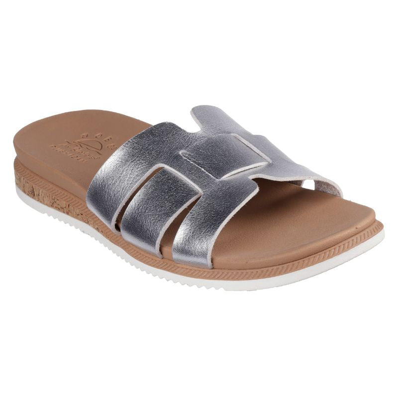 Womens Desert Kiss Low Peak Look