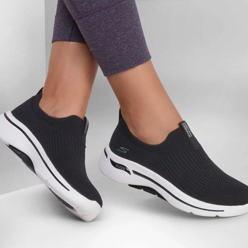 Womens Go Walk Arch Fit Iconic - Skechers - Tootsies Shoe Market - Sneakers/Athletic