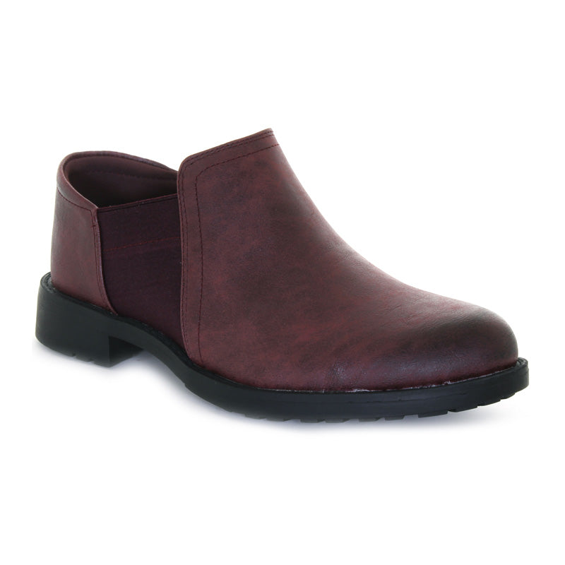 Burgundy deals pumas zara